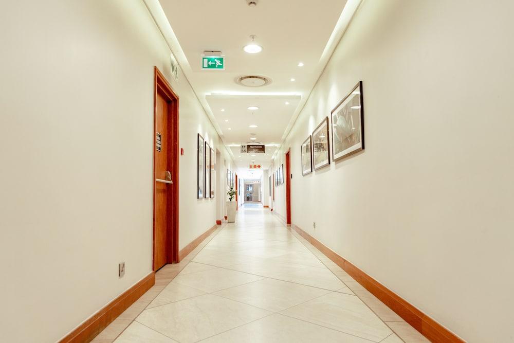 Hilton Garden Inn Society Business Park Lusaka Dış mekan fotoğraf